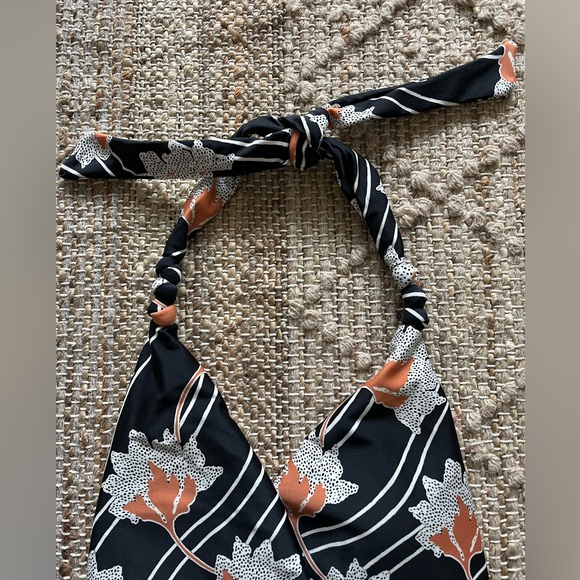 VIX Paula Hermanny Knot Swimsuit - Picture 7 of 7